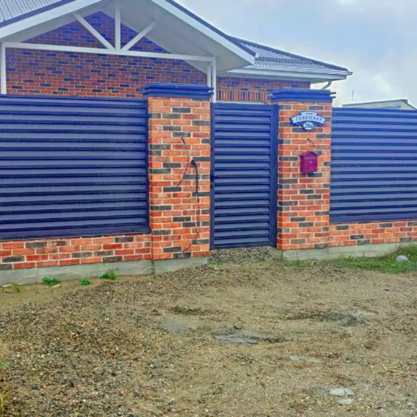 Фото 5 двусторонний забор Реснички 8019 Темный Шоколад